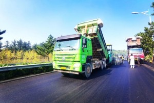 S201威東線（機場路）路段，預計10月20日路面主體完工